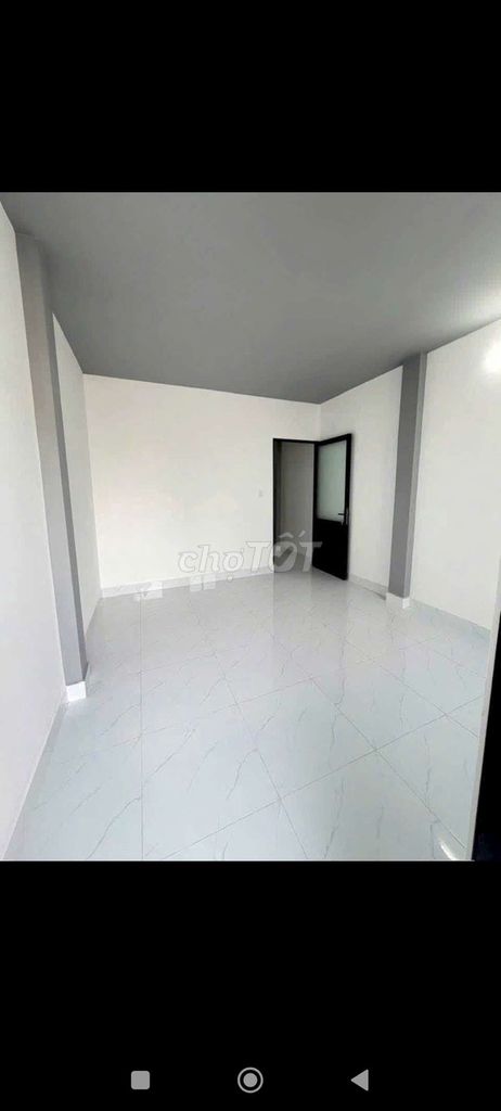 Nice new place. Two, four, bedroom three with new Ken.