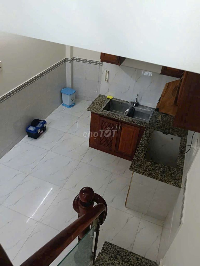 House - Clean - two bedrooms. Two 7 million cold-helves.