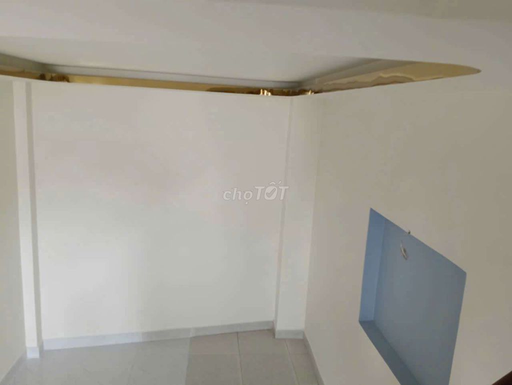 House - Clean - two bedrooms. Two 7 million cold-helves.