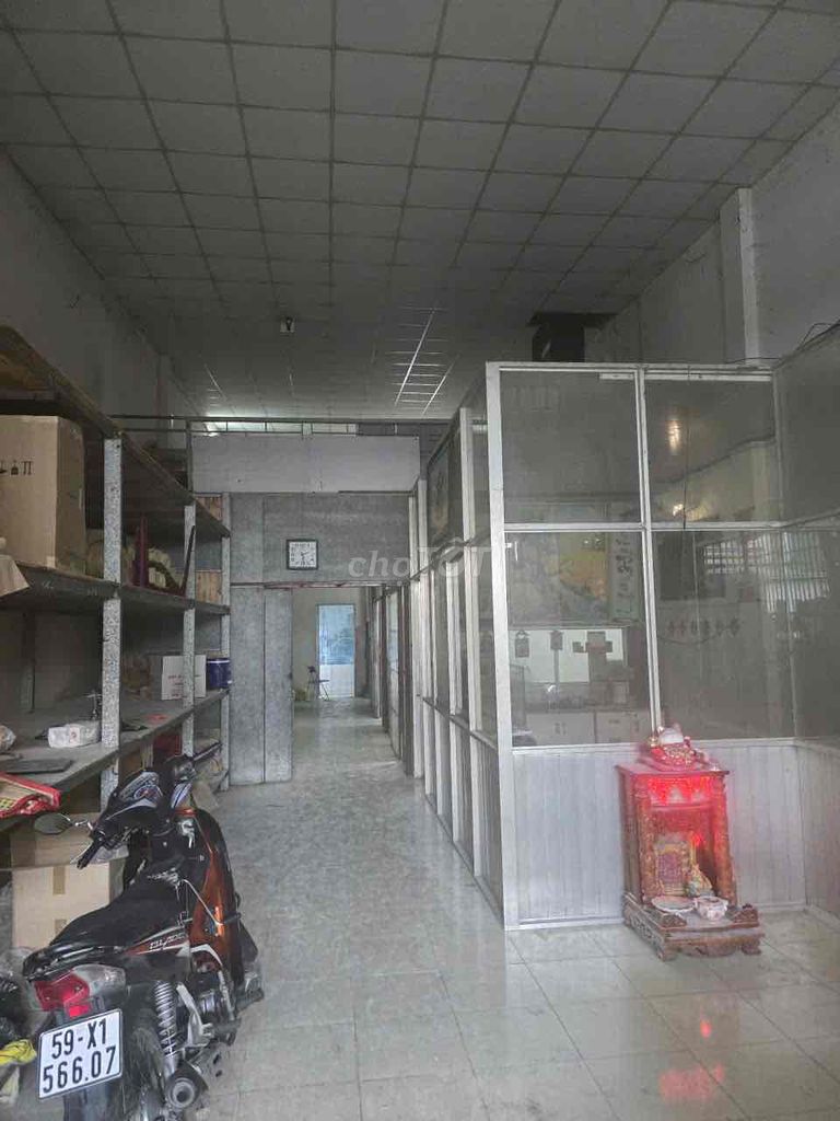 Rent the original Trung Mỹ Tây-- District 12-- area 6x22 M-- 9 million.