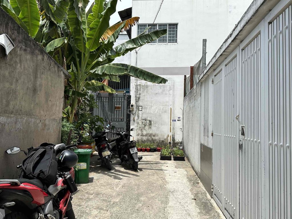 Renting 3th floor 48th, hbc, 3 bedrooms, 3 toilets