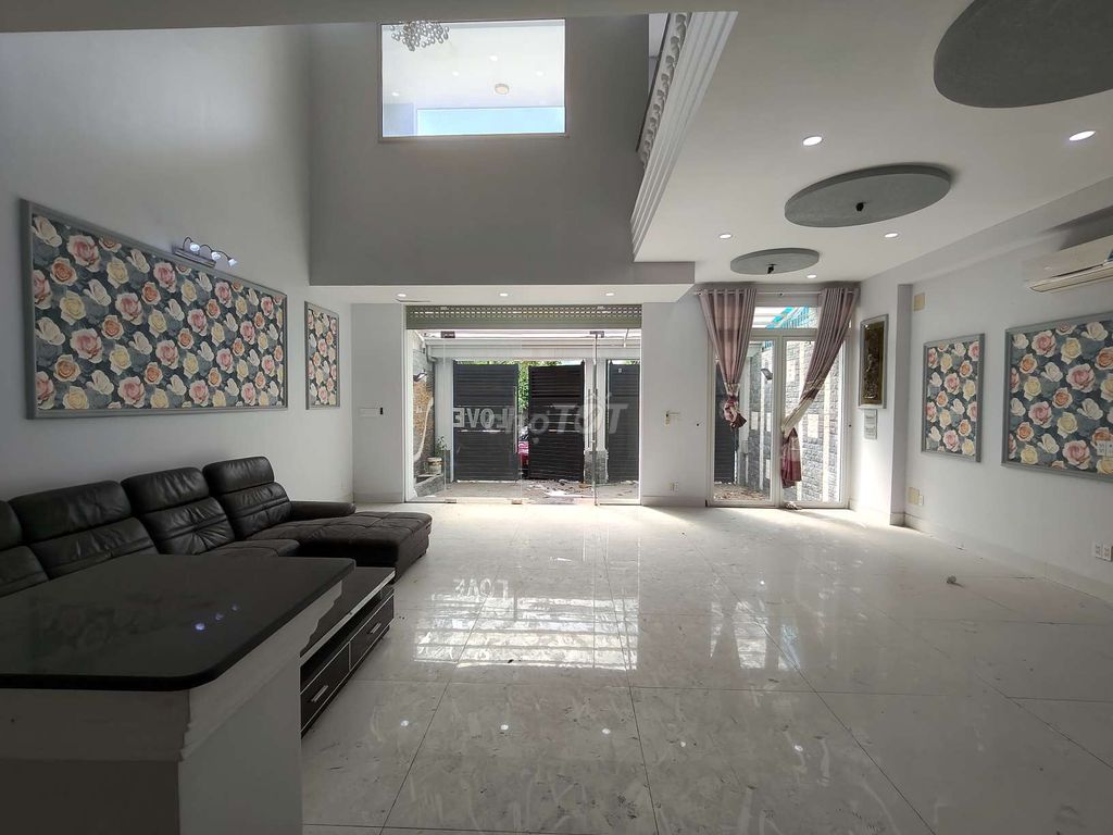 Trần Trọng Cung villa area 825 M 6 bedrooms
