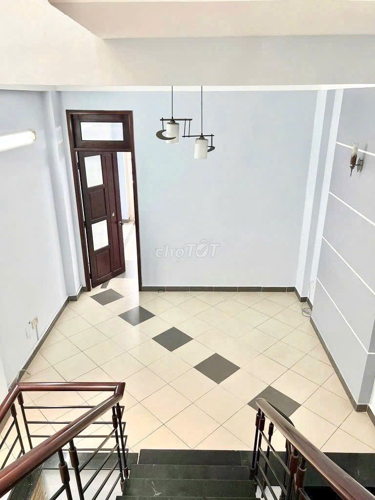 Renting a four-by-two-twenty house, two floors.