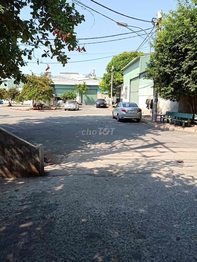 Hired for 6m 25 Lê Văn Khương