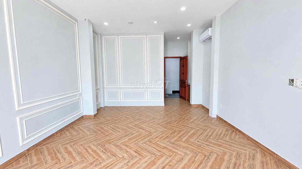 Rent a house at Midland spa vp ok 8 meters through Nguyễn Văn Khối 11th.