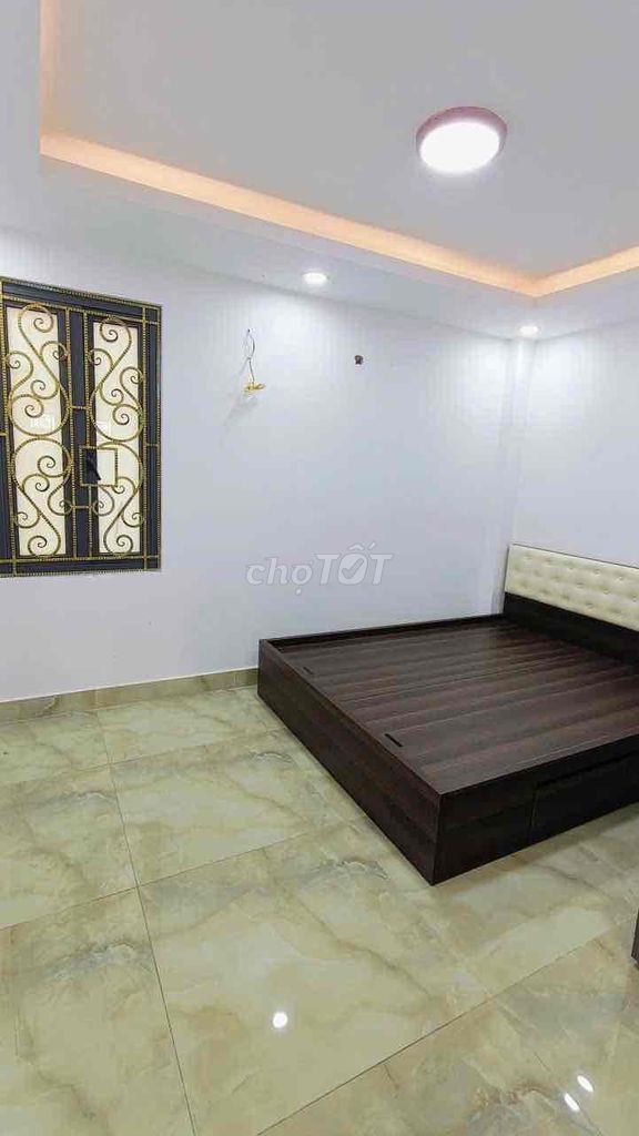 Near the vortician- 6 Linh Tây street 3rd floor building four bedrooms in the +vpct