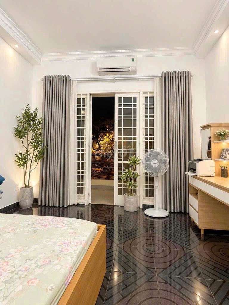 House 1 .1.2 Supreme Court 4 bedroom 4 x 18 meters 910 Phú Thuận Downloadway