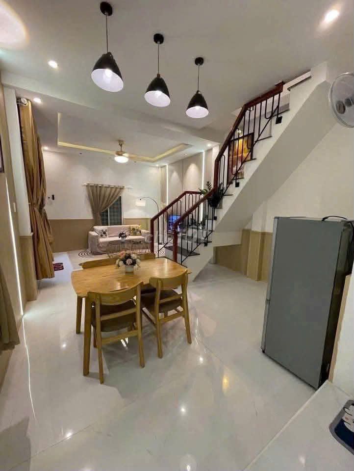 Private Home-Two Huỳnh Văn Bánh- Qq1114 Million Million/ Month