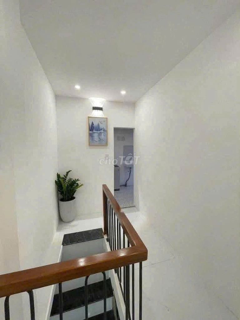 Private Home-Two Huỳnh Văn Bánh- Qq1114 Million Million/ Month