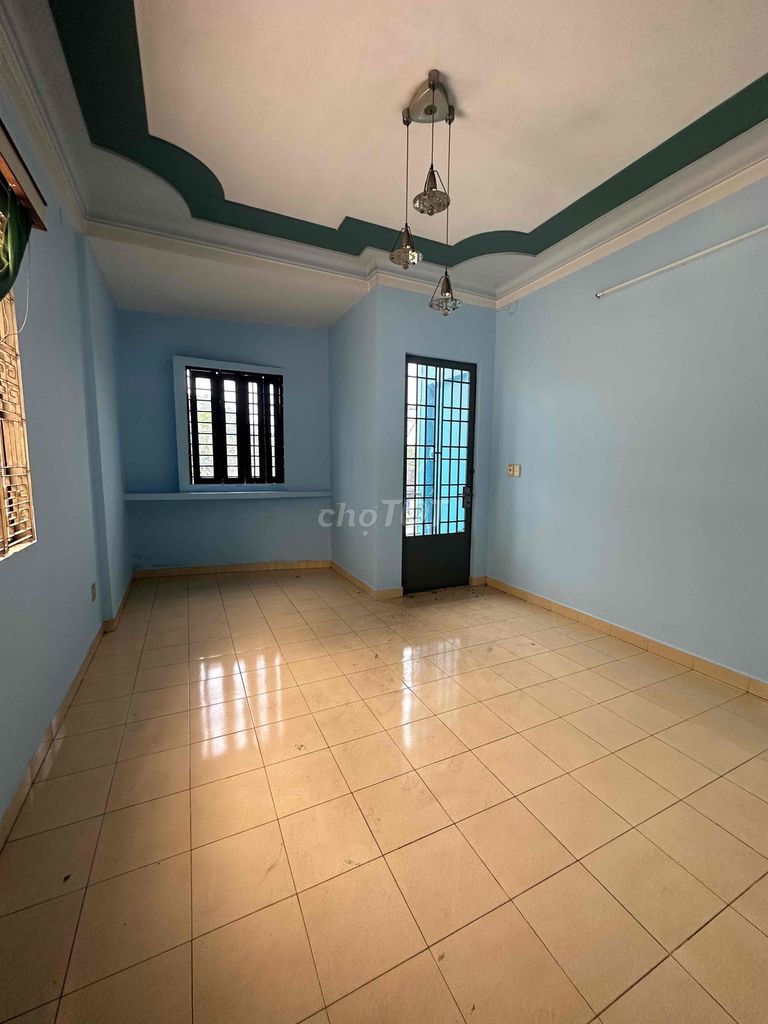 10 tb cash rent house Hồng Lạc 01. area: 4 meters x 40 meters 2 floors at 26 million