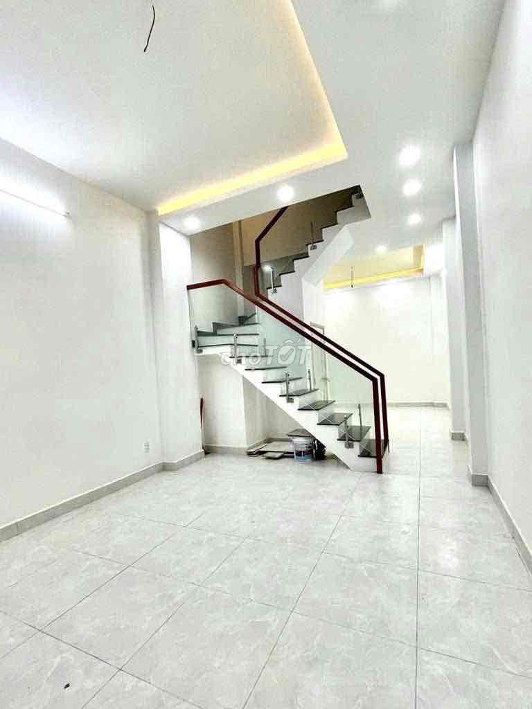Rent a brand-new house oppositette Nguyễn Văn Lượng Gò Vấp