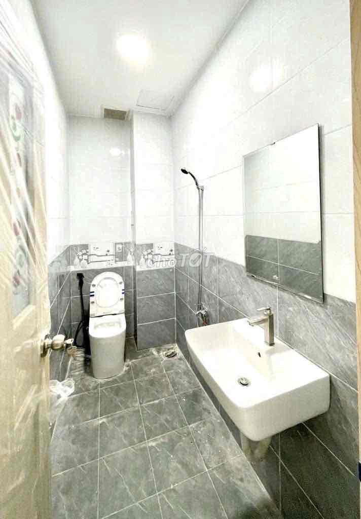 Rent a brand-new house oppositette Nguyễn Văn Lượng Gò Vấp