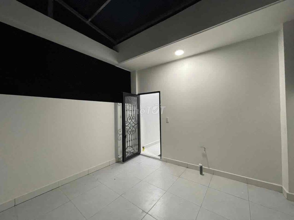 Rent a brand-new house oppositette Nguyễn Văn Lượng Gò Vấp