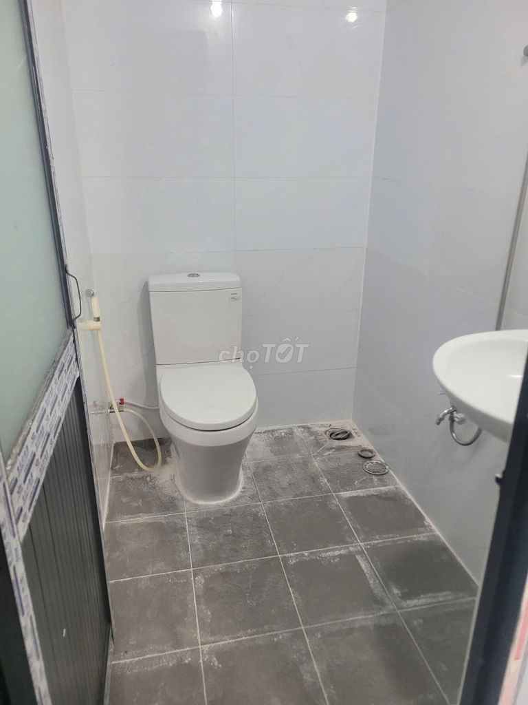 Rent a garden house - next to Long Trường Market