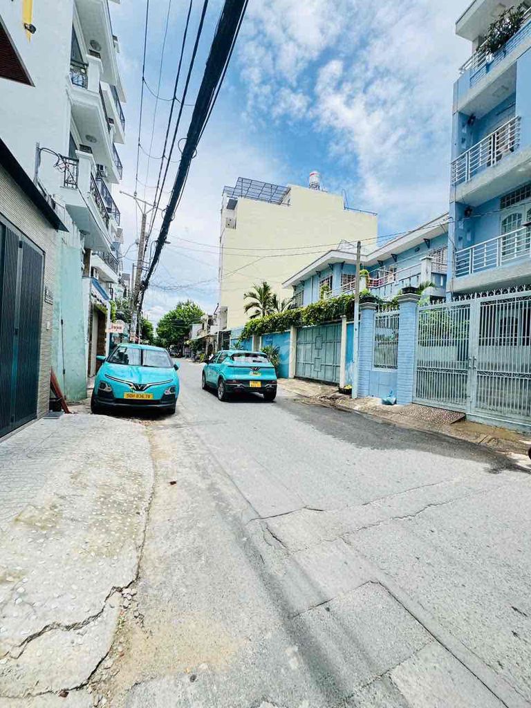 Rent a dec. 5 bedroom 5 air conditioning 141/ Qq1106.