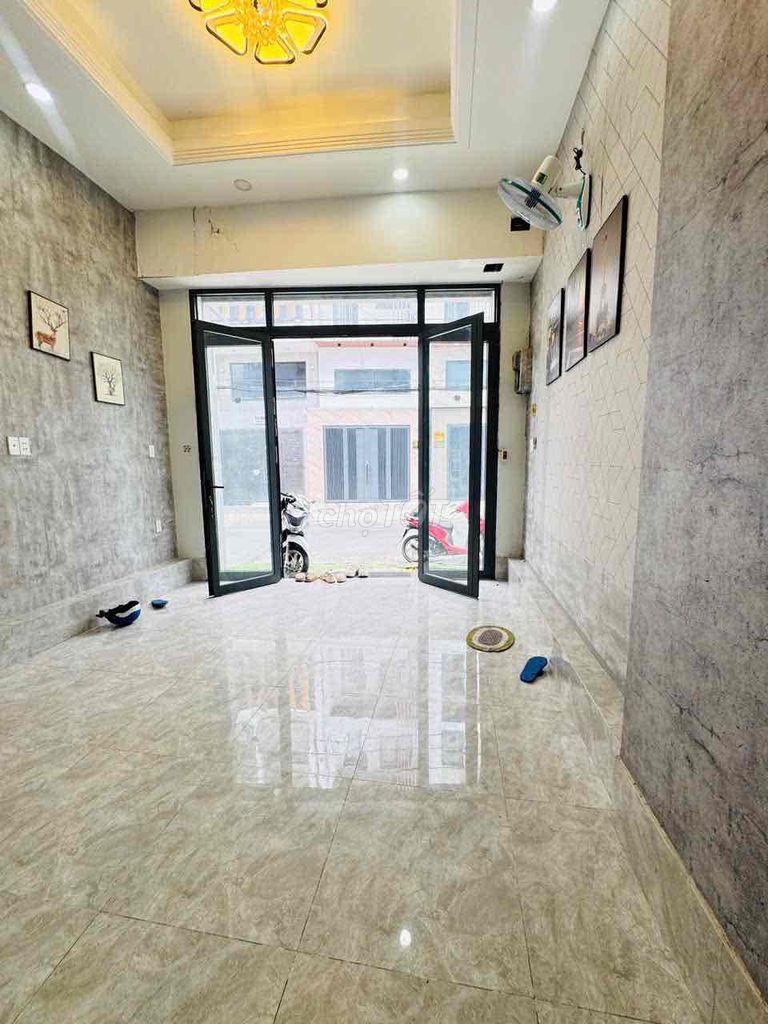 Rent a dec. 5 bedroom 5 air conditioning 141/ Qq1106.
