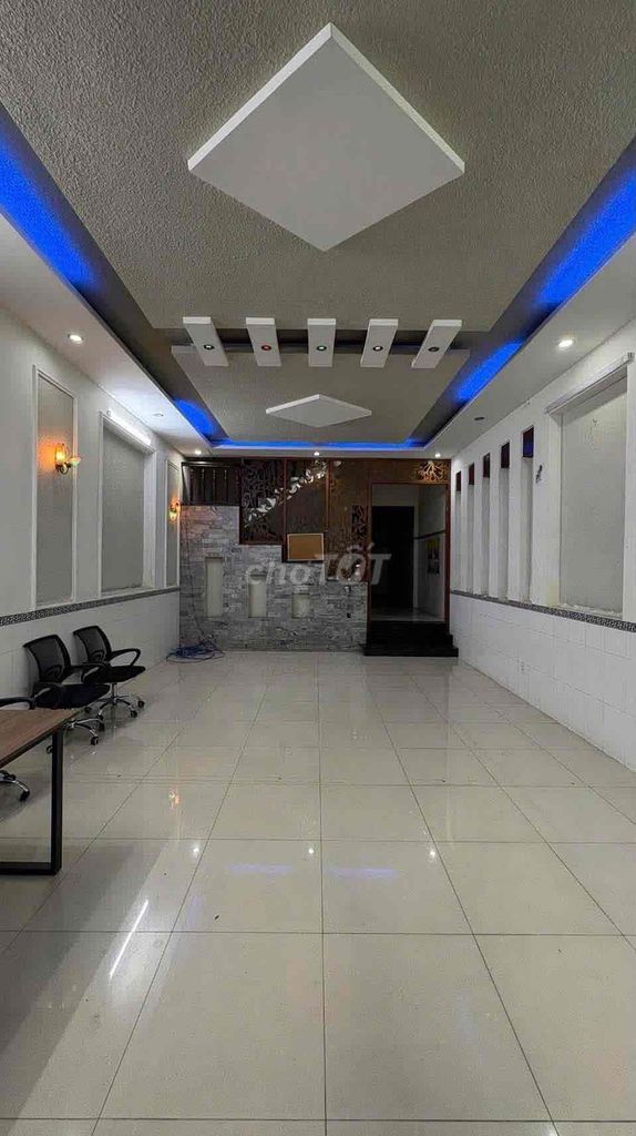 Rent a house in Ao Sen, Fire Name, full interior, 5 x 20 meters, 3/5 pieces.