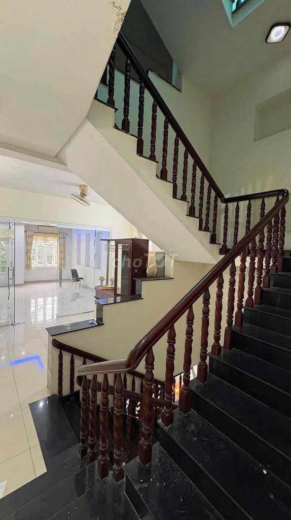 Rent a house in Ao Sen, Fire Name, full interior, 5 x 20 meters, 3/5 pieces.