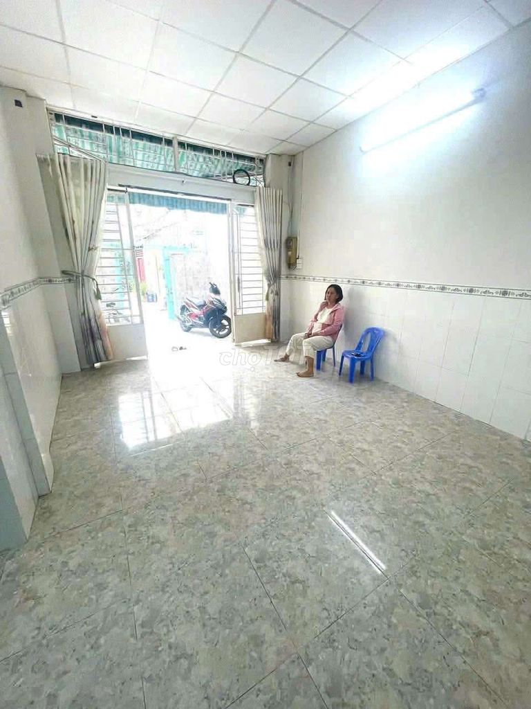 Phú Nhuận – 3 bedrooms - 4 x14 M hatch - near the alley - 12 million