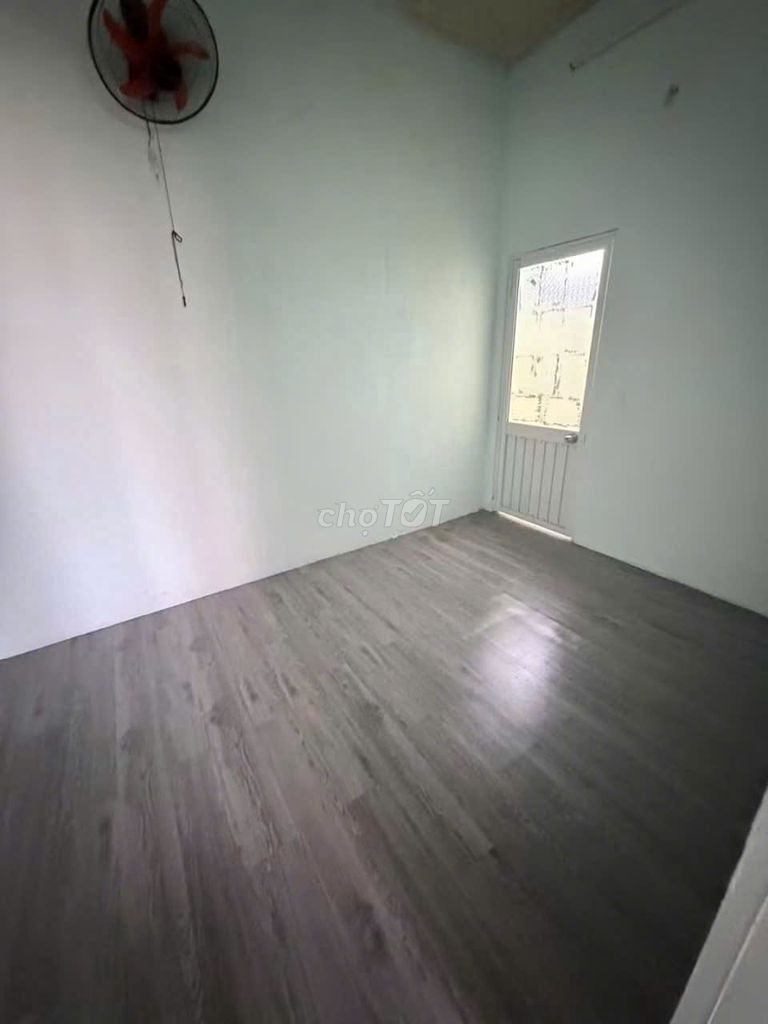 House 1 level 2 p sleeps in the alley 281 Lý Thường Kiệt, Mount T of them cost 9 million a month