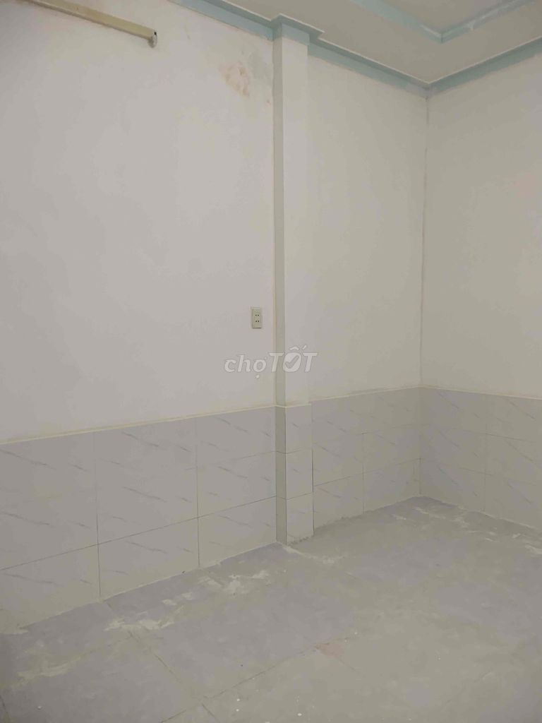 Rent four hundred and twenty meters, two bedrooms, down to Nguyễn Văn Quá, alley, traffic, shit, District 12
