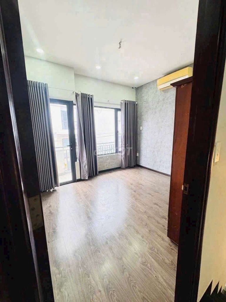 Rent the Lê Đức Thọ P Business Front. 4 x 11 m) 4 bedroom 3 toilets