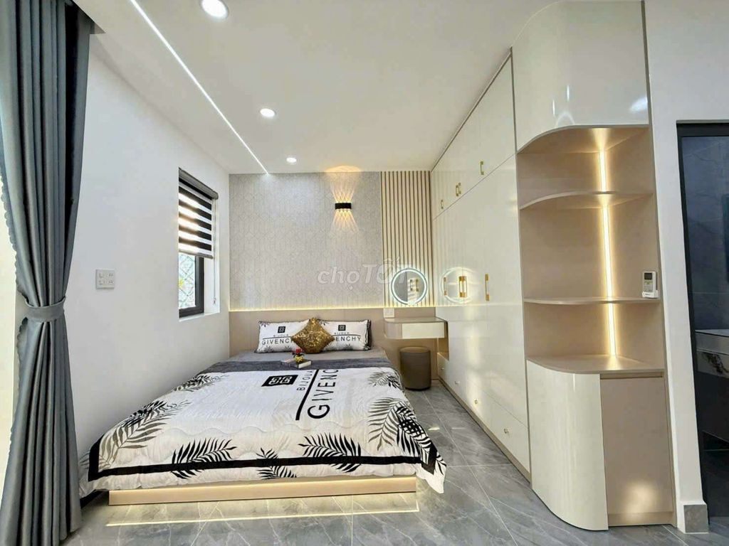 Rent phạm văn chiêu-714 Gò Vấp (4 x16 m) car alleyhouse 5 bedroom 6 toilets - 20 million a month