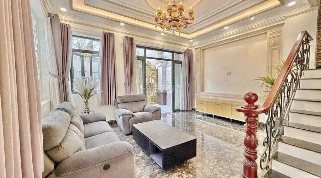 The 4th Classiciary Bedroom 5 7 x12 mmc Lê Thị Chợ District 7