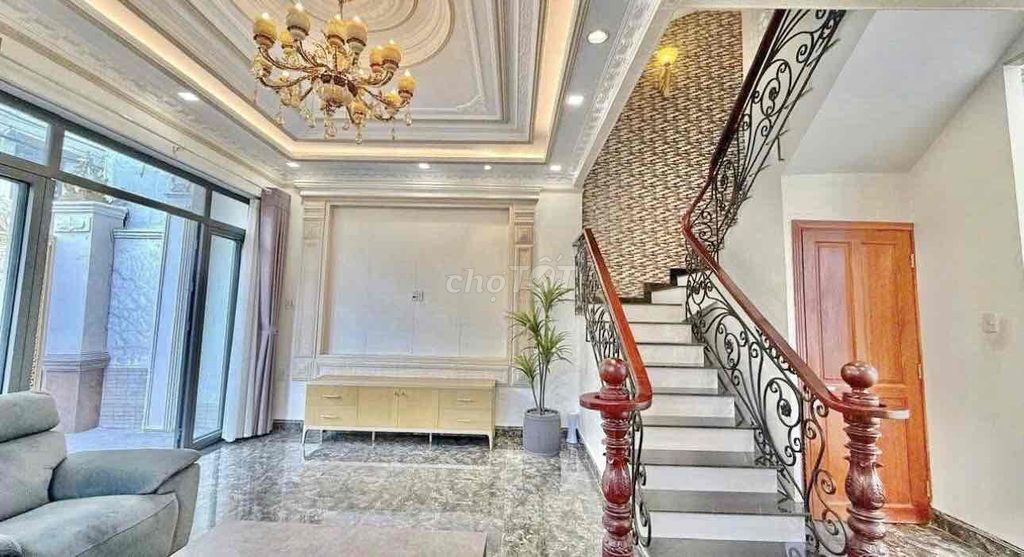 The 4th Classiciary Bedroom 5 7 x12 mmc Lê Thị Chợ District 7