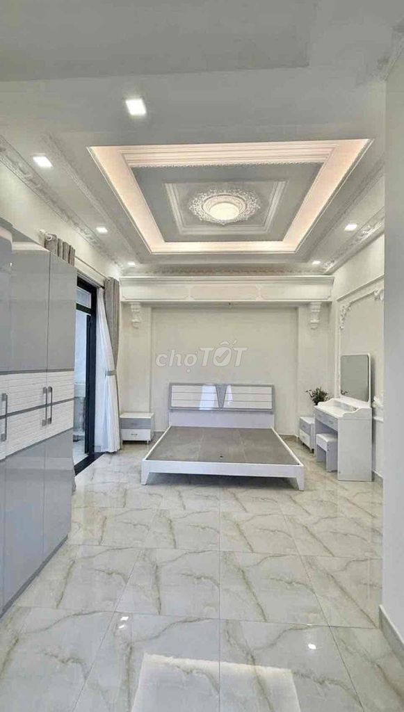 The 4th Classiciary Bedroom 5 7 x12 mmc Lê Thị Chợ District 7