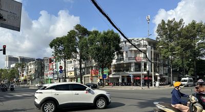 Rent a Tên Lửa, 6 X 20 M, 3/5, 50 million in vulnerabilities
