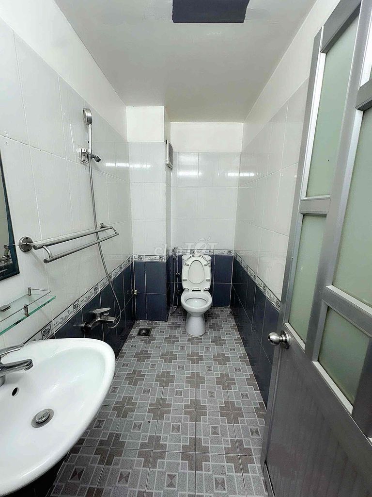 Nice house [4 x 12 ] 1 second floor bedroom 2 toilet, Lavender Road,Bình Tân