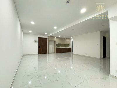 Rent 112 M2 brrelt, basic interior, cool view, free
