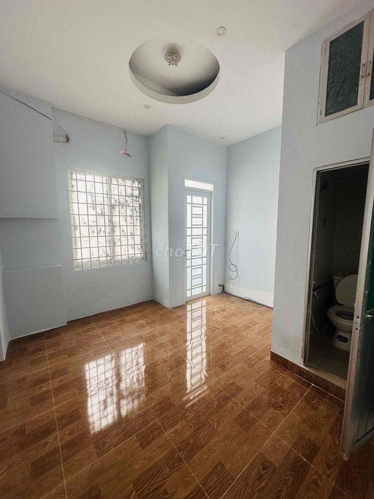 Rent an alley house 493/ Lê Đức Thọ-7* 16 Gò Vấp 4 meters 10 meters 3 bedroom 3 toilets