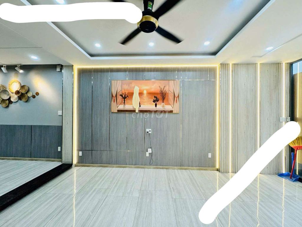 Rent a five- bedroom for six basic ds59 Gò Vấp toilets.