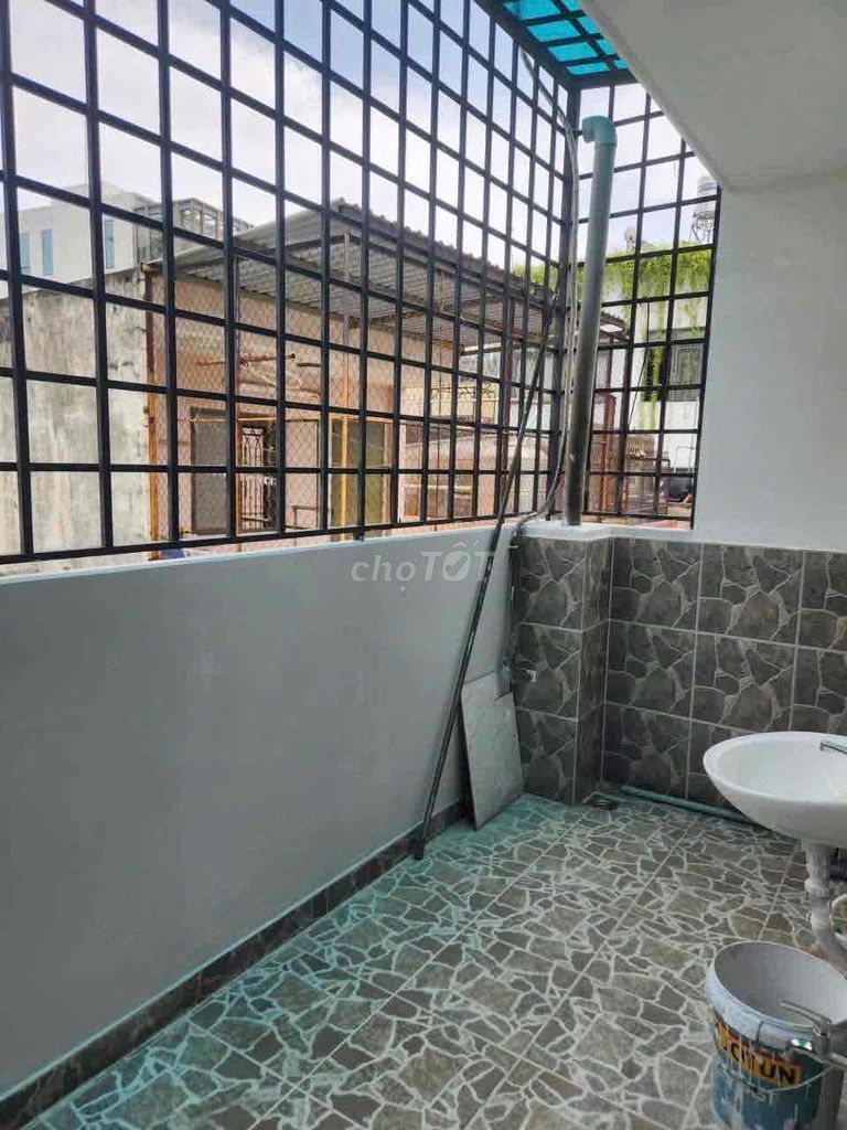45 M2 – 3 bedroom - 3 toilets - 2mm floor Nguyên Hồng, Gò Vấp