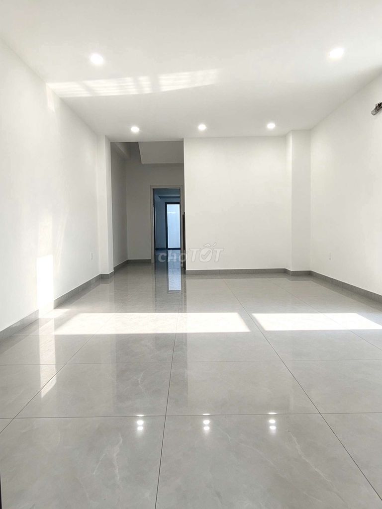 MT NGUYỄN VĂN QUÁ rent.
