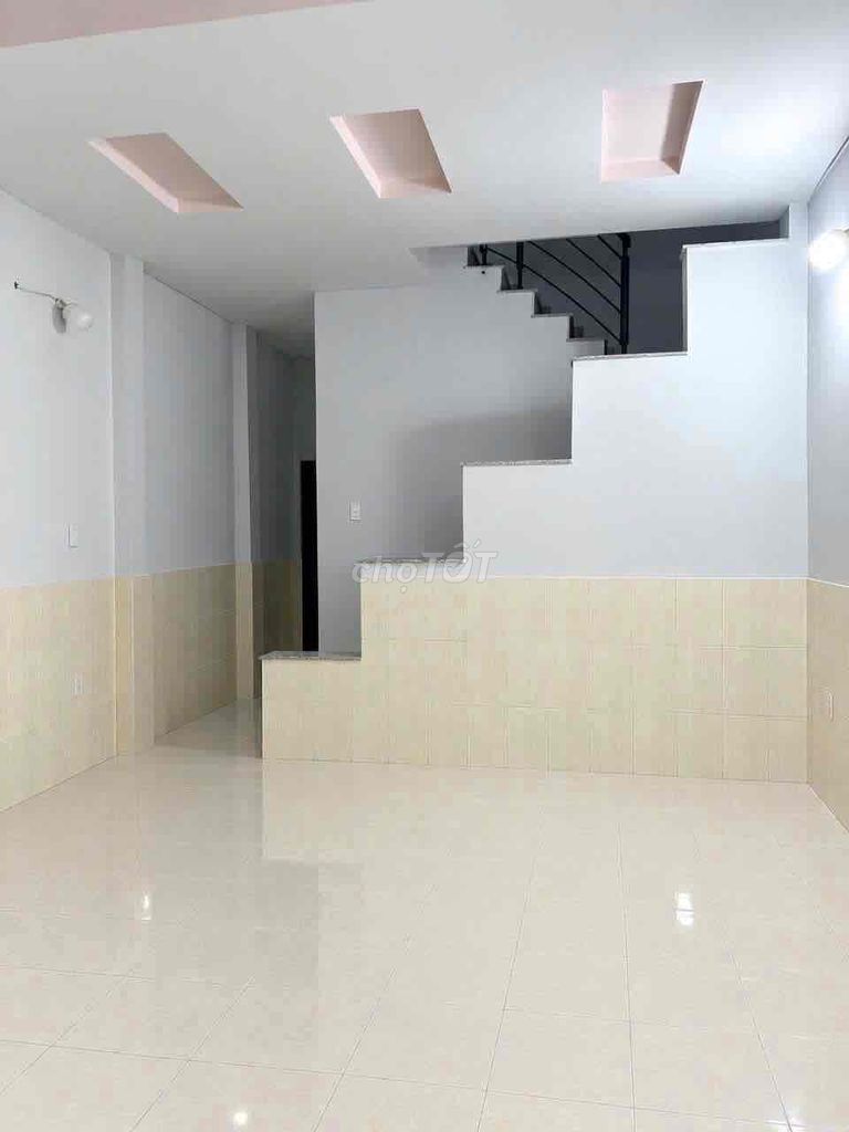 1 st floor 1 3 bedroom 2 alley toilets on số 9 near the Fields