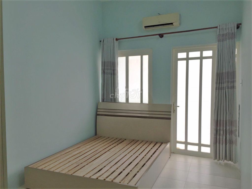 New apartment. Nguyễn Thiện Thuật. 3rd.