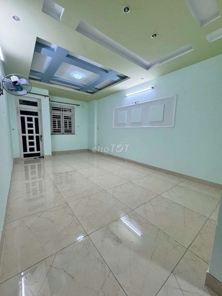 Rent a building 4 x 25th floor 3th floor