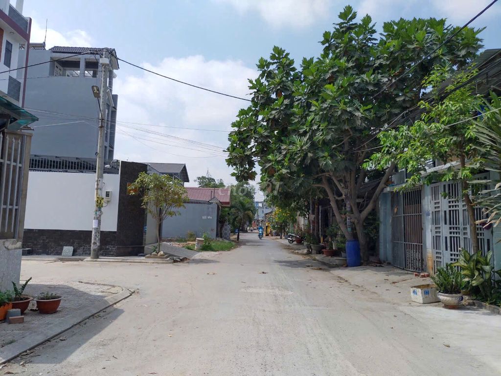 Need to double rent the cash house, 179 Thạnh Lộc 16, P. Thạnh Lộc, District 12.