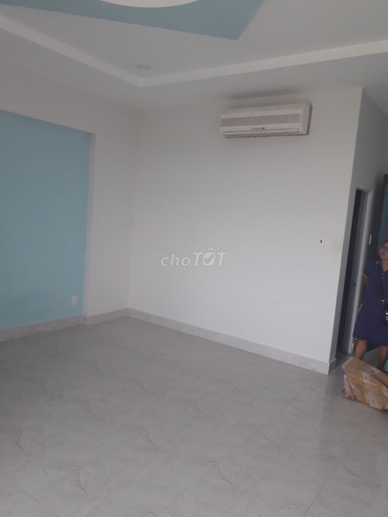 Rent Street 2Kic Himlam 6 B-Intresco