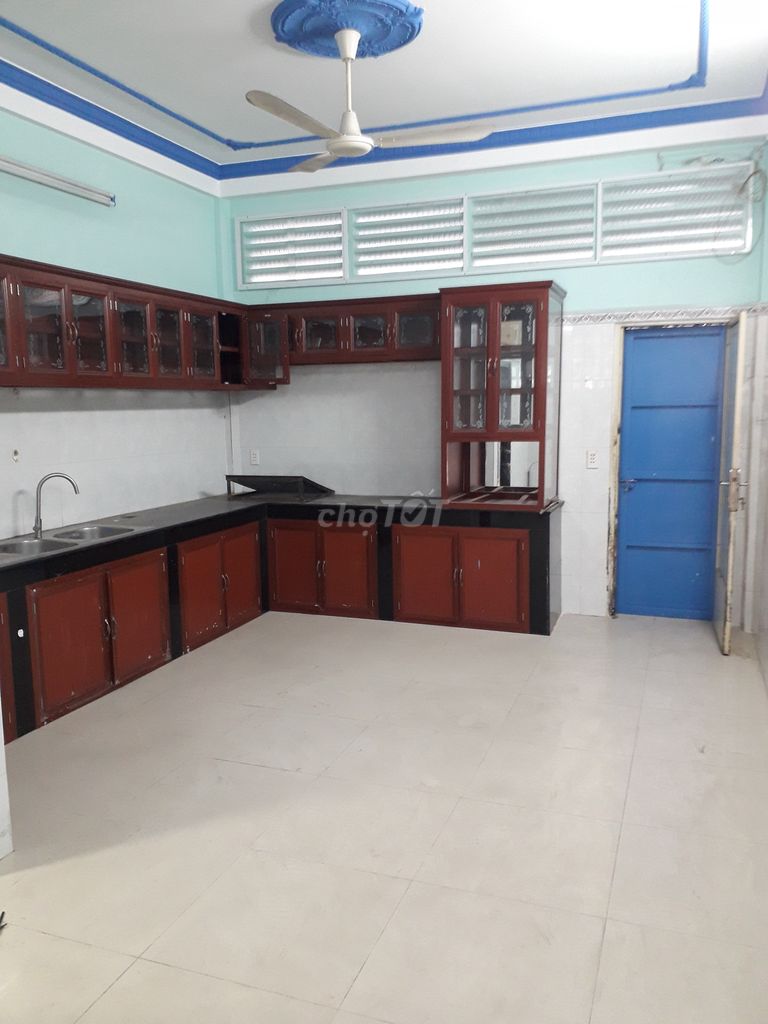 Rent one PHẠM THẾ HIỂN, District 8. (near Europe).