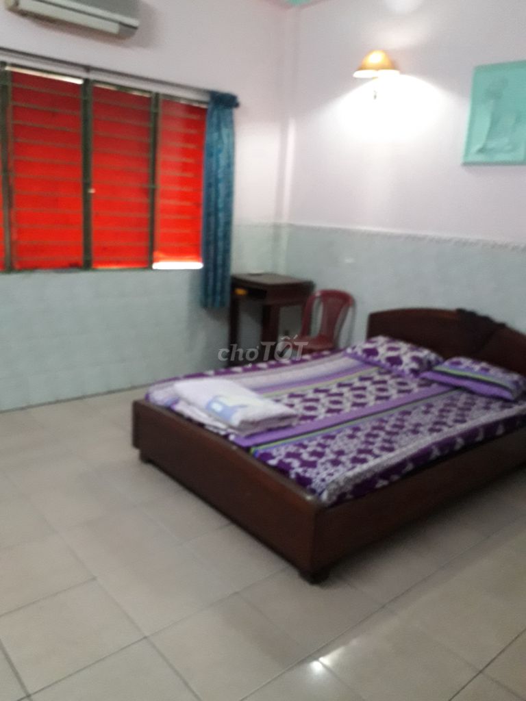 Rent one PHẠM THẾ HIỂN, District 8. (near Europe).