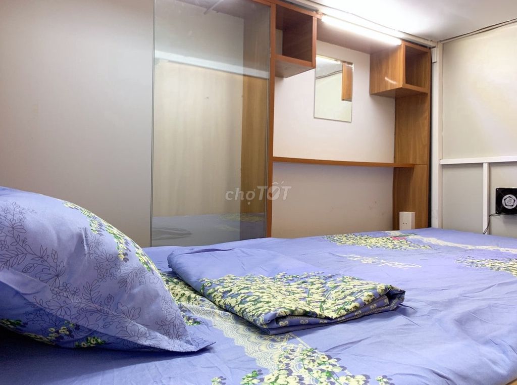 Sleepbox 235 South Korean Republic, District 3. 1 millionth of a month.