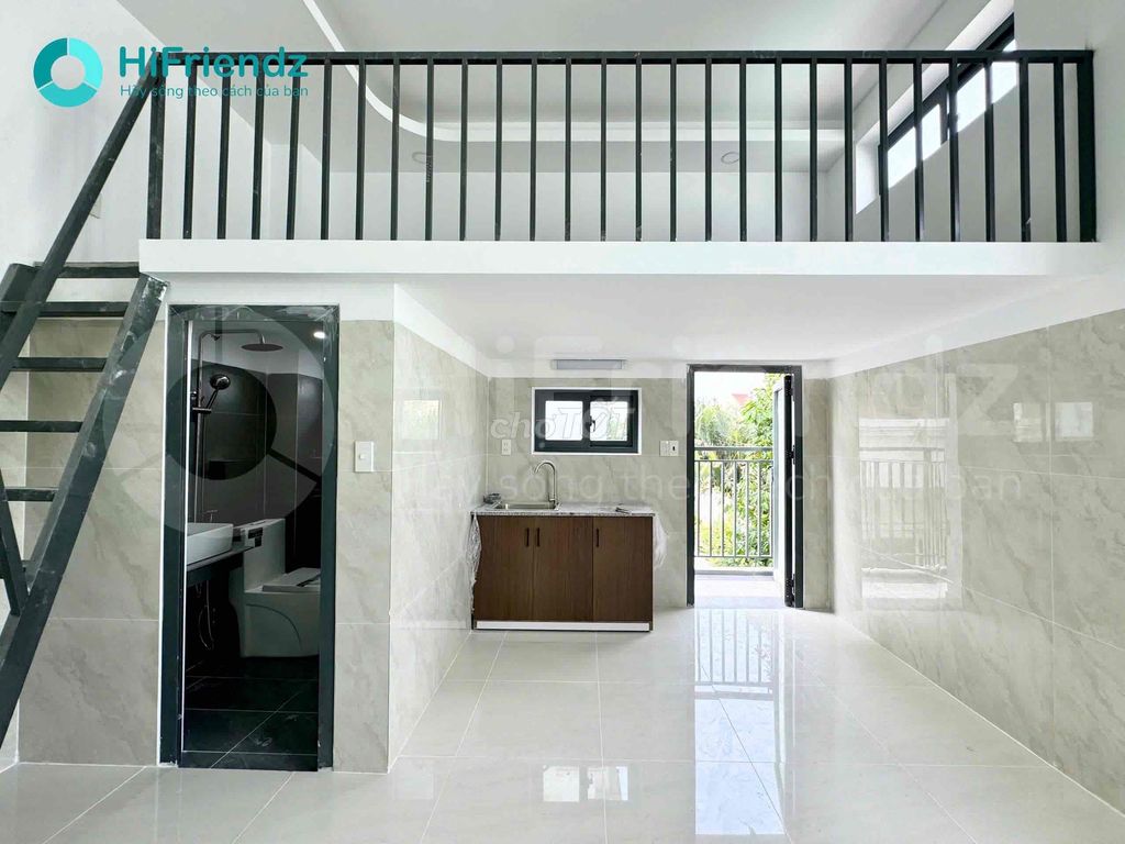 The balcony suite near The Global City, Lake View, the LaTevo area