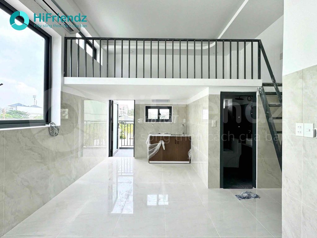 The balcony suite near The Global City, Lake View, the LaTevo area