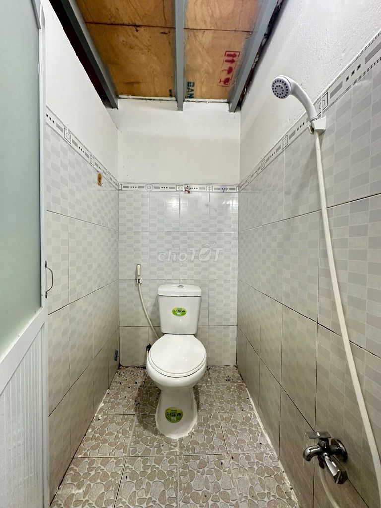Rent us a room with a high level, down on Dương Đình Hội.
