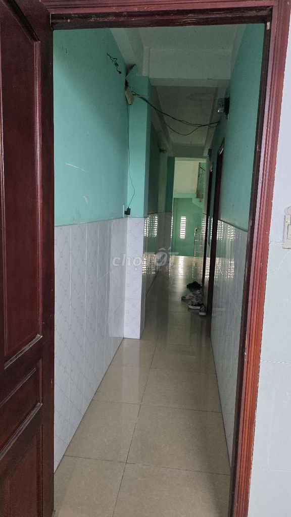 Rent student room 12.