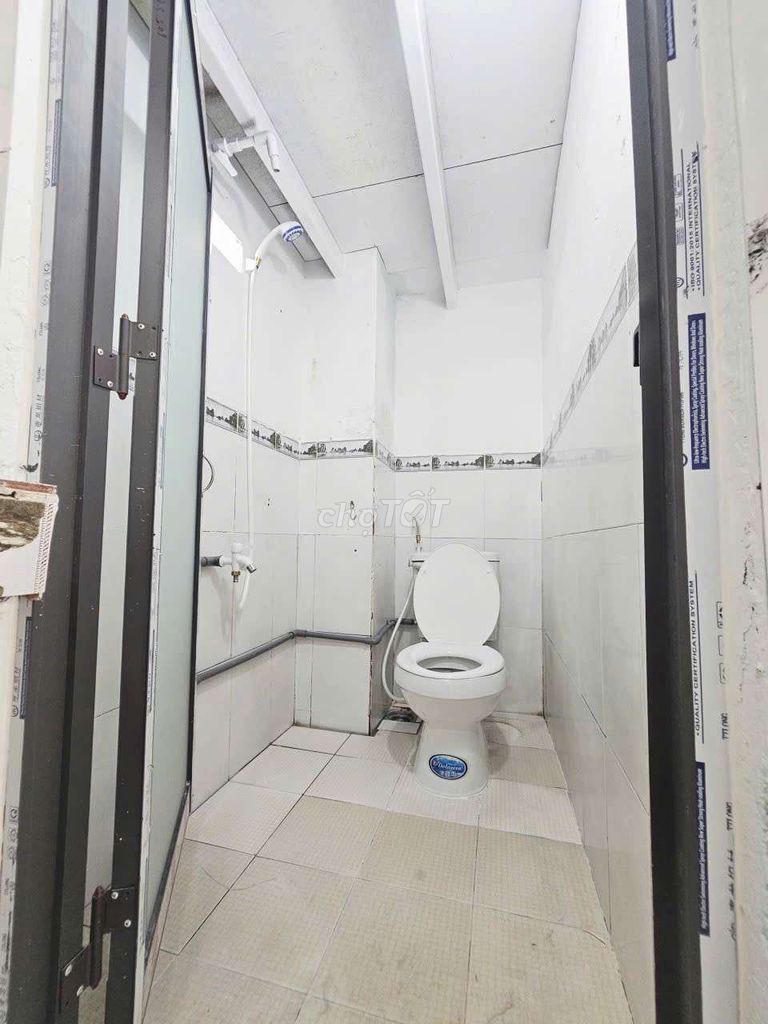 1 million and seven air-free. 1 million9 with air conditioning.